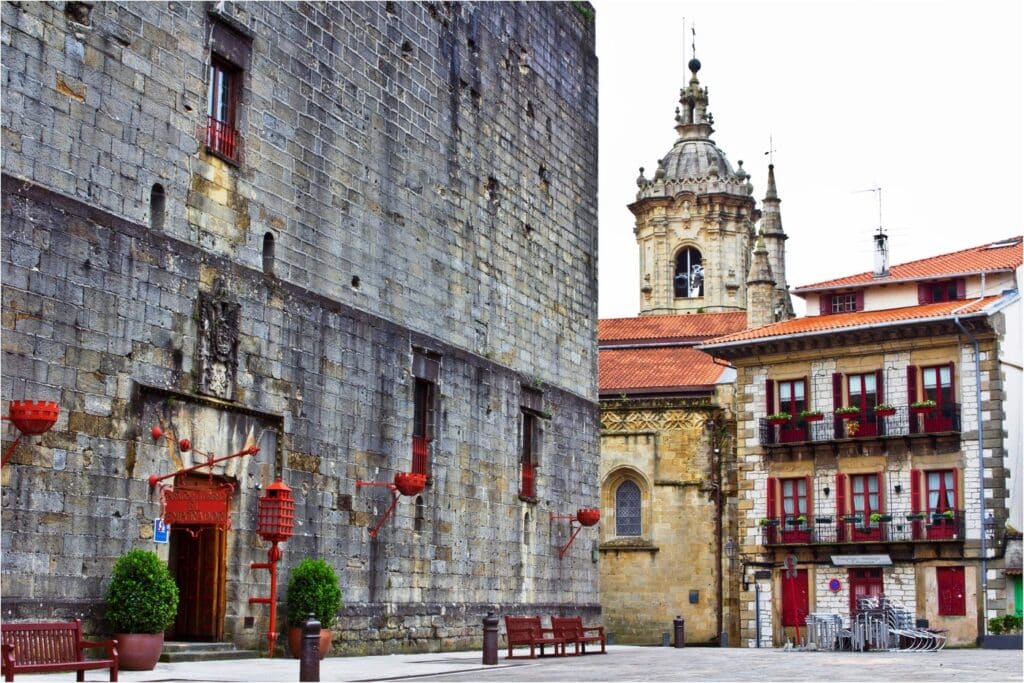 Plaza de Armas - Hondarribia Turismo - Hendaye Tourisme