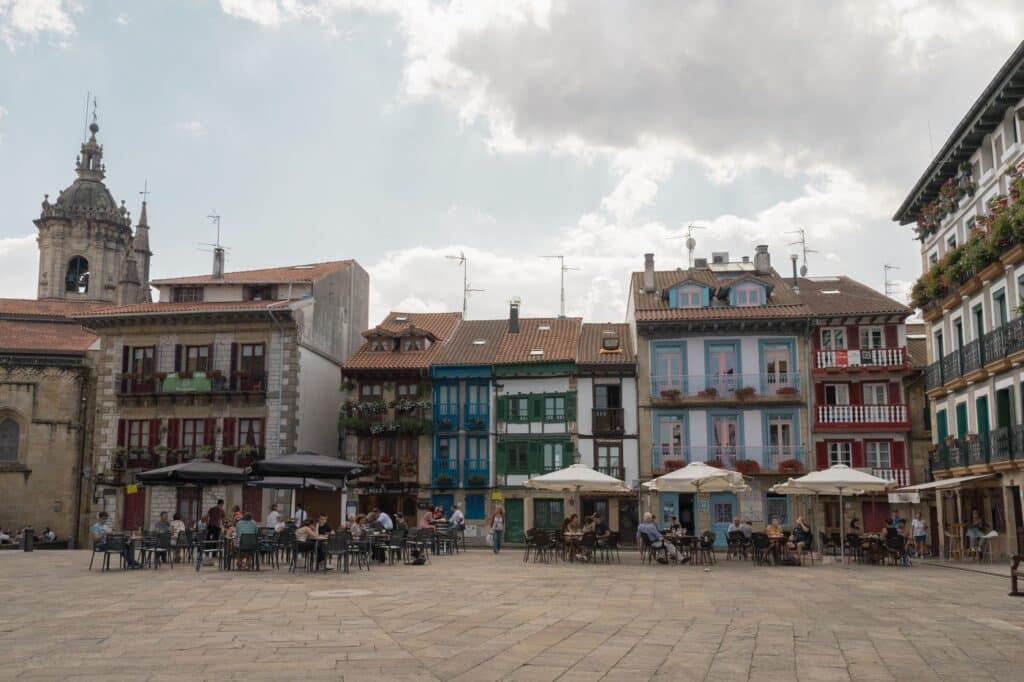 Plaza Gipuzkoa - Hondarribia Turismo - Hendaye Tourisme