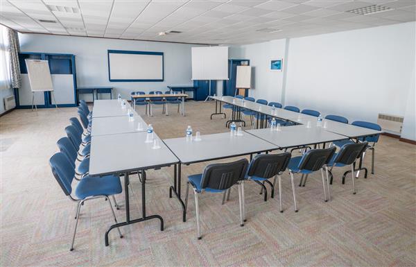 Mer et Golf Sokoburu_salle seminaires