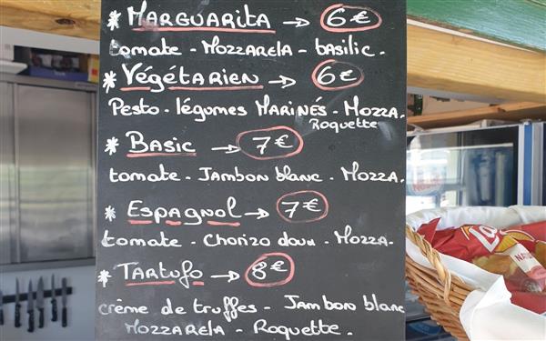 snack mini golf focaccia